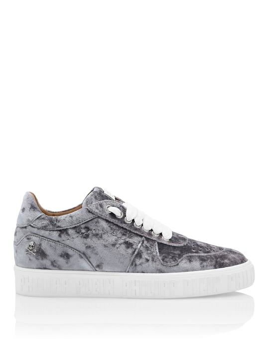 Sneaker - Image 3