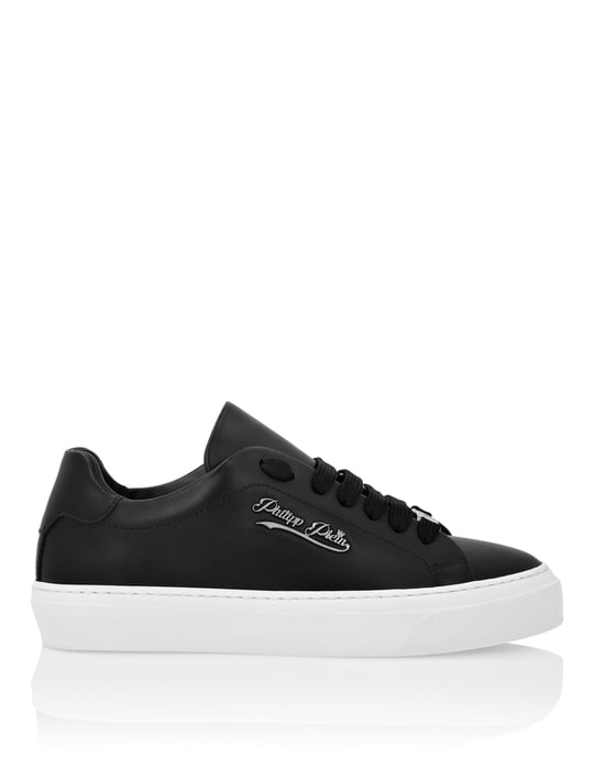 Sneaker Signature - Image 3