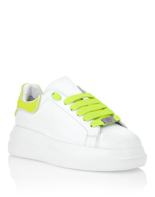 Sneaker - Image 1
