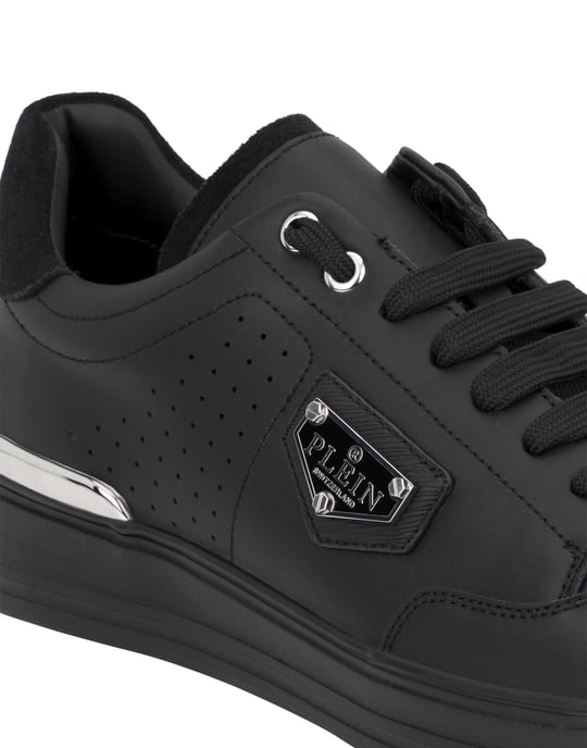 Lo-Top Turnschuhe - Image 2