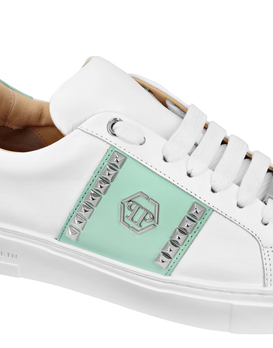 Sneaker - Image 3