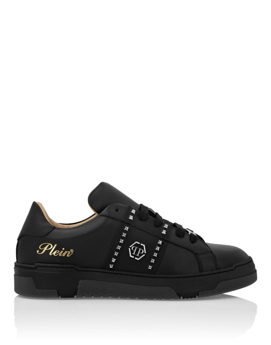 Sneaker - Image 2