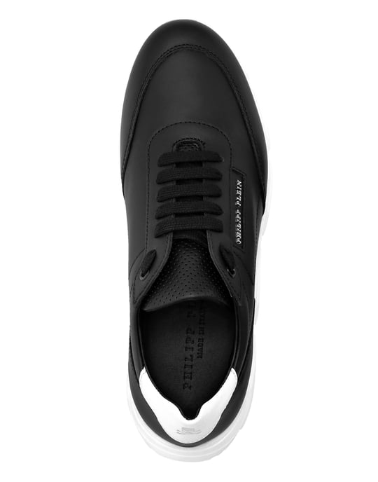 Sneaker - Image 2