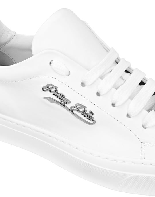Sneaker Signature - Image 2