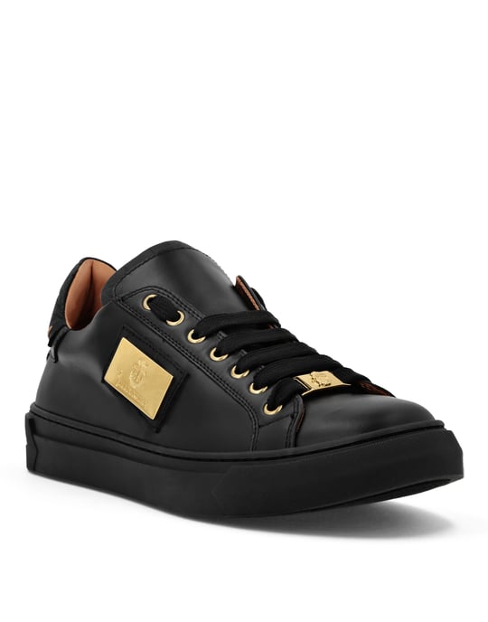 Low-Top Turnschuhe - Image 1