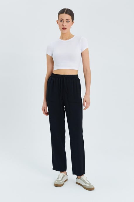 Hoch geschnittene Karottenhose mit Kordelzugbund - Image 1