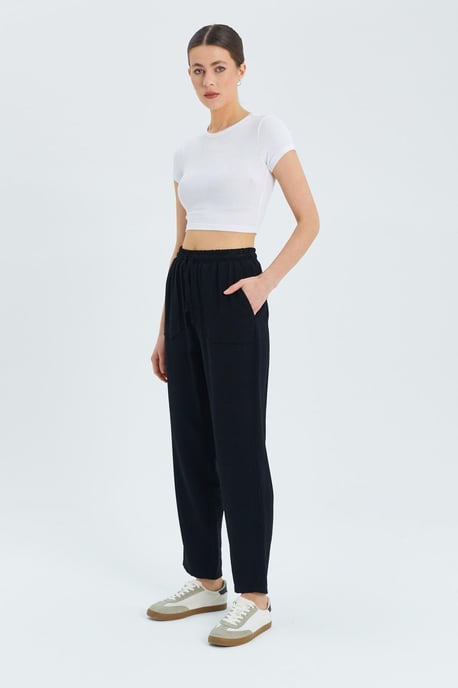 Hoch geschnittene Karottenhose mit Kordelzugbund - Image 2
