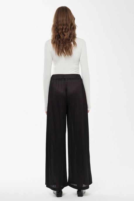 Weite Hosen mit elastischem Bund - Image 6