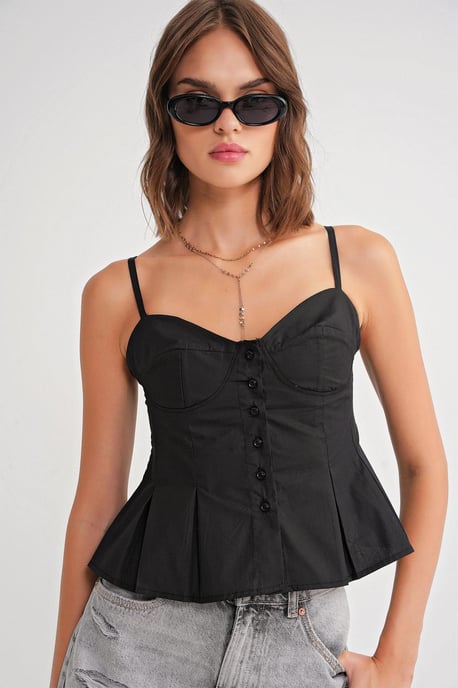Herzchen-Ausschnitt Knopf-Front Peplum Cami Top - Image 1