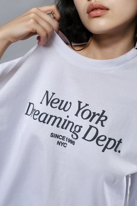Lässiges Langarmshirt mit Rundhalsausschnitt und Rückendruck - Image 6