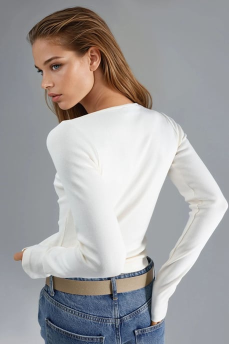 Bluse mit Spitzenverzierungen und V-Ausschnitt - Image 3
