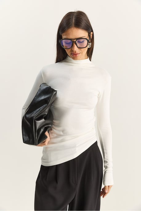 Figurbetontes Rollkragen-Bluse mit langen Ärmeln und Rüschendetails - Image 3
