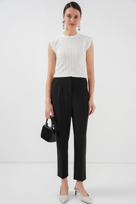 Besetzte Bluse im Slim Fit mit Rundhalsausschnitt - Image 3