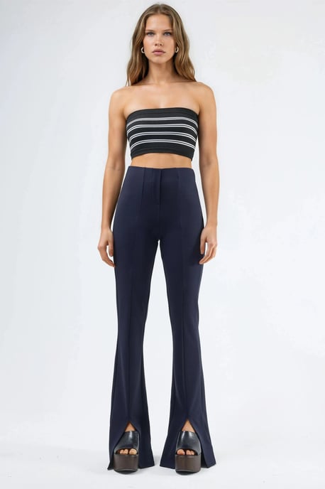 Hoch taillierte Flare-Leggings mit Schlitz - Image 5