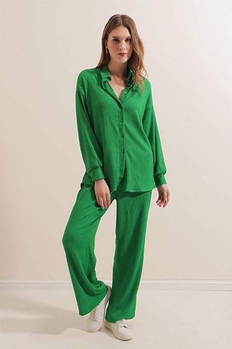 Strukturiertes Langarm-Strickshirt & Strickhose Koord-Set - Image 2