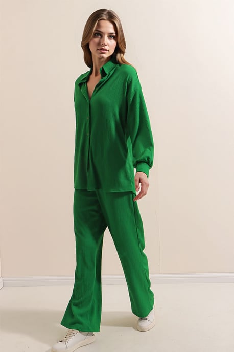 Strukturiertes Langarm-Strickshirt & Strickhose Koord-Set - Image 4