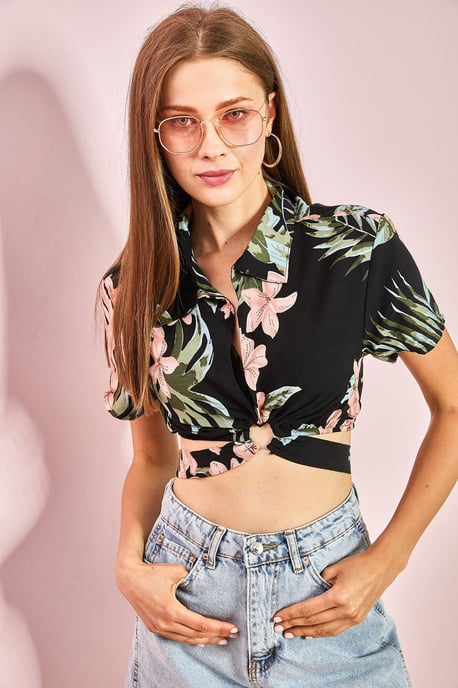Blumiges Crop-Shirt - Image 4