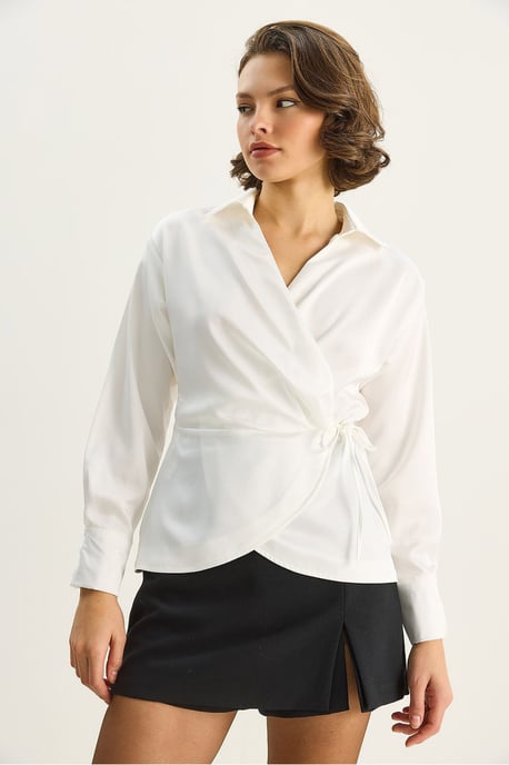 Satin V-Ausschnitt-Shirt mit Bindeband - Image 3