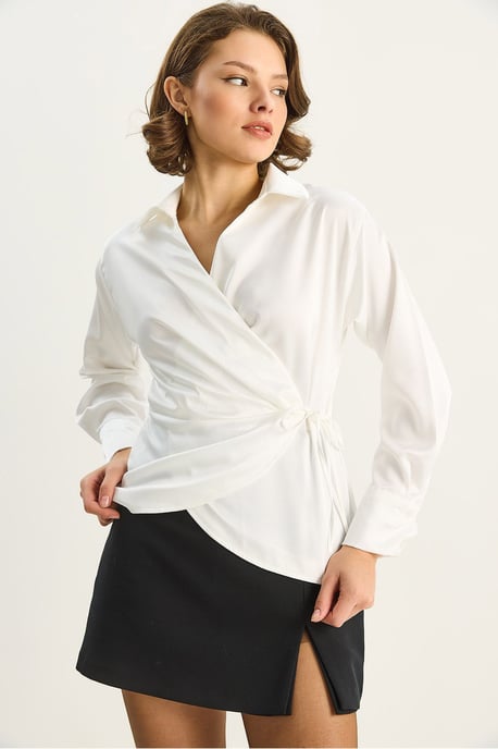 Satin V-Ausschnitt-Shirt mit Bindeband - Image 5