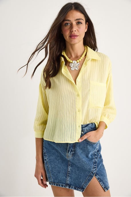 Texturiertes gestreiftes Crop-Shirt mit Knopfschluss und Tasche - Image 2