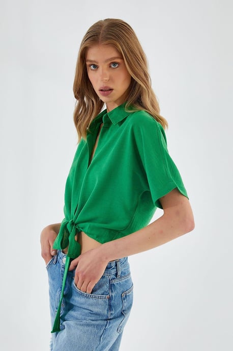 V-Ausschnitt mit Bindeband Figurbetontes Crop-Shirt - Image 2