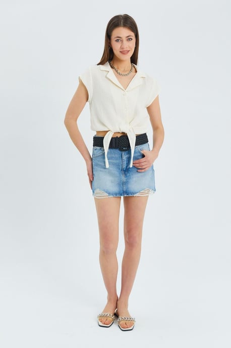 Crop-Shirt mit Schleifendetail - Image 2