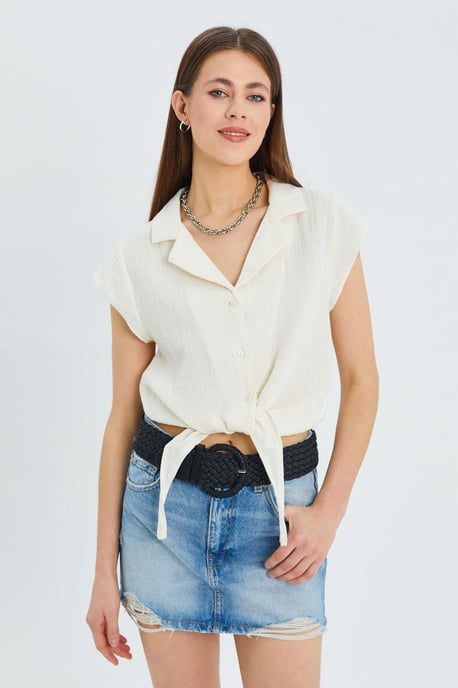 Crop-Shirt mit Schleifendetail - Image 3
