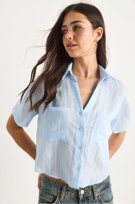 Gestreiftes, strukturiertes Cropped-Shirt mit Tasche - Image 3