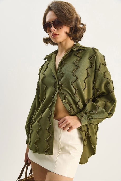 Texturiertes Übergröße Button-Up Hemd - Image 5