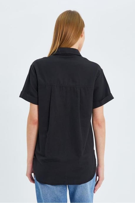 Kurzarmhemd mit Taschen - Image 6