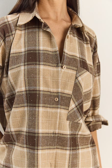 Übergröße Langarmkarobluse mit Tasche - Image 6
