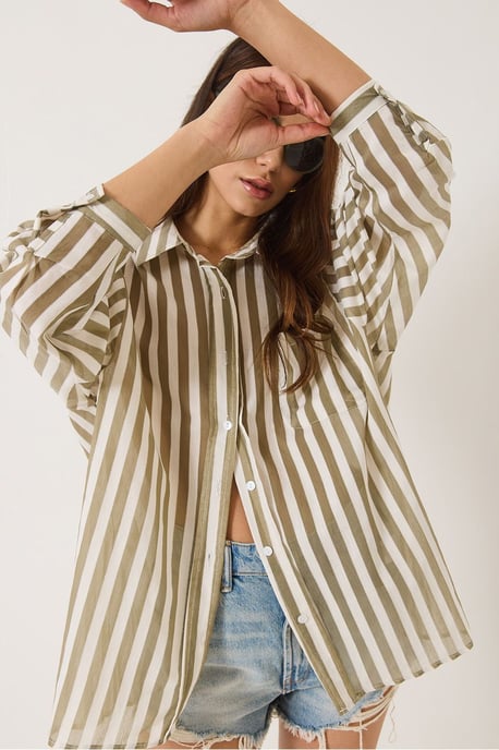 Oversized Gestreiftes Popeline-Shirt mit Taschen-Details - Image 4