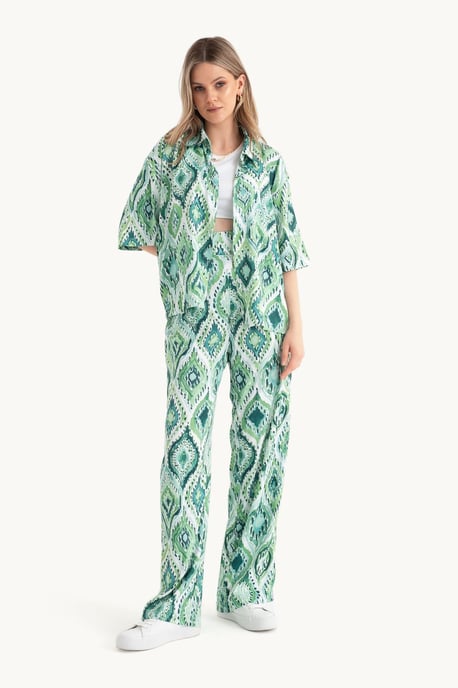 Satin Entspanntes Kurzarm Boho Hemd - Image 4