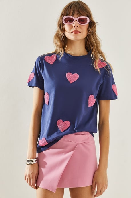 Herz-Muster Besticktes Rundhals T-Shirt - Image 2