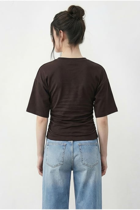 Regulär geschnittenes Rundhals-T-Shirt - Image 5