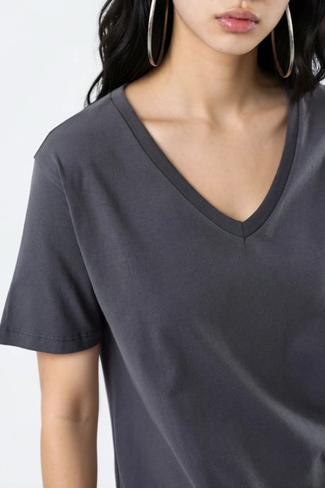V-Ausschnitt Unifarben Strick-T-Shirt - Image 6