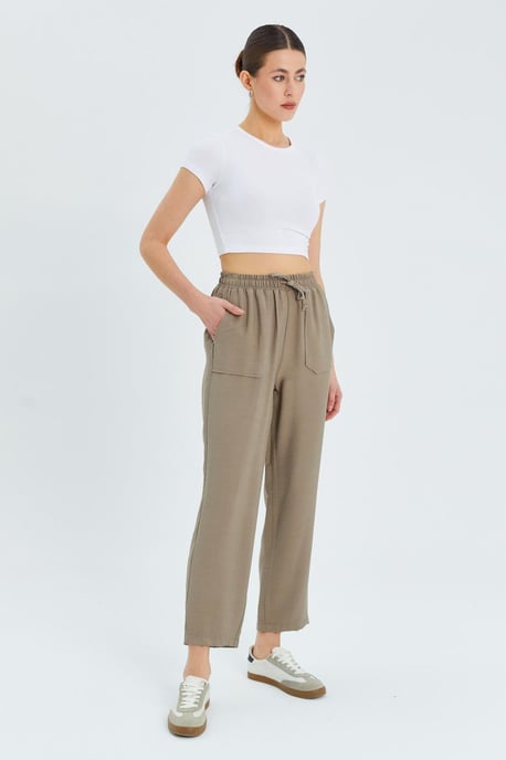 Hochtaillierte Karottenhose mit Kordelzugbund - Image 3