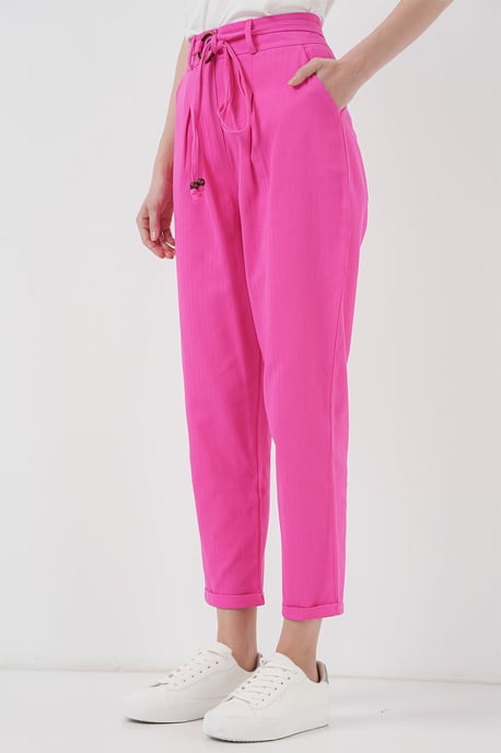Knöchellange, entspannt sitzende Hose mit Schleife - Image 4