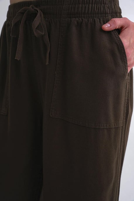 Hose mit geradem Bein aus Baumwolle in mittlerer Taille mit Bindebandverschluss - Image 6