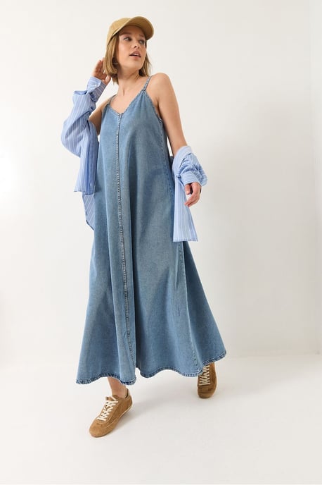 Maxi V-Ausschnitt Denim-Kleid mit Knopfverschluss - Image 2