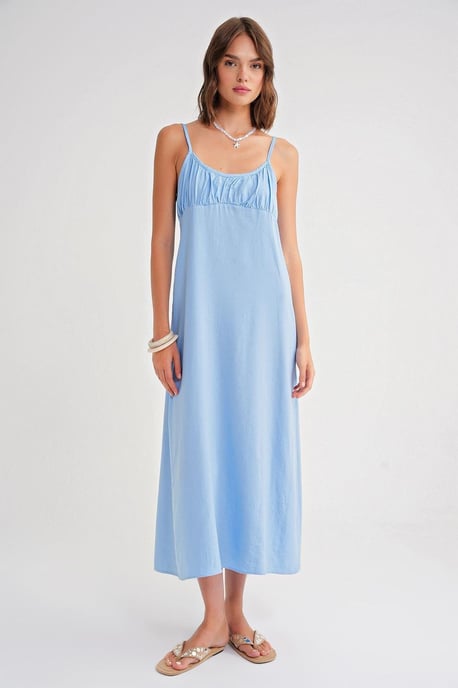 Maxikleid mit gerafftem Detail und Trägern - Image 1