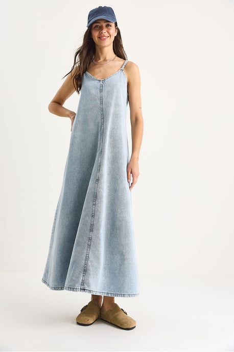 Maxi V-Ausschnitt Denim-Kleid mit Knopfverschluss - Image 3