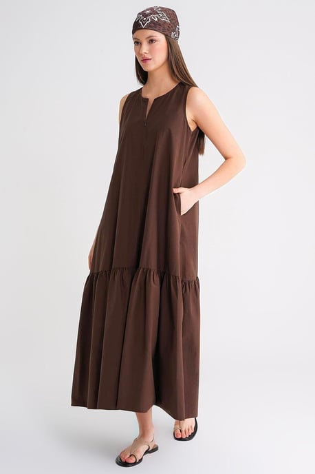Maxikleid mit Kragen und Rüschendetails - Image 1