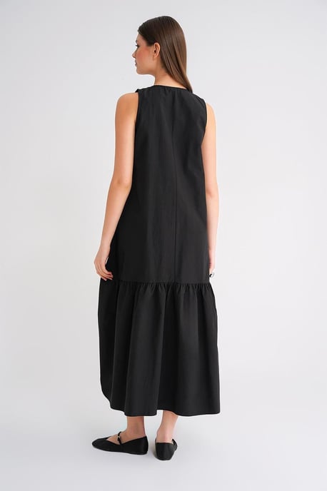 Maxikleid mit Kragen und Rüschendetails - Image 6