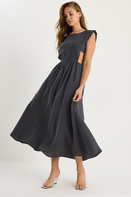 Ausschnitt Detailiertes Midi-Kleid - Image 1