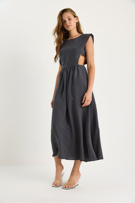 Ausschnitt Detailiertes Midi-Kleid - Image 3