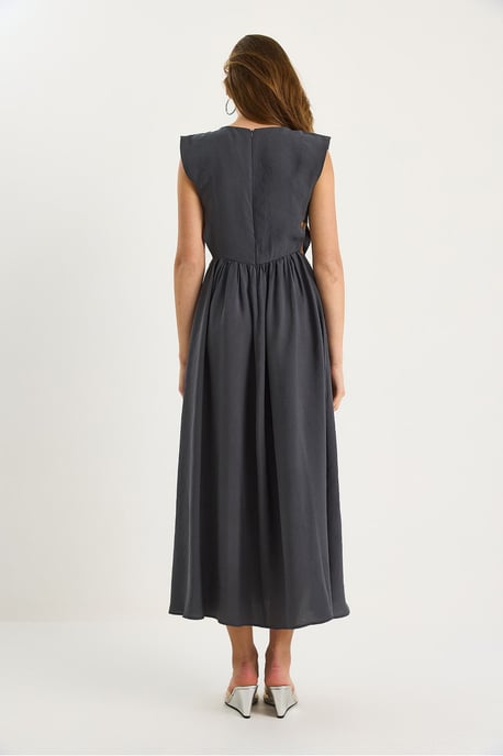 Ausschnitt Detailiertes Midi-Kleid - Image 6