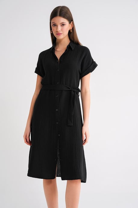 Lässig geschnittenes Midi-Kleid mit Hemdkragen und Knöpfen - Image 6