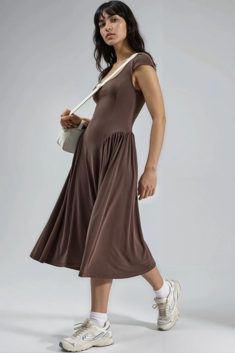 Eingearbeitetes Strick-Midi-Kleid - Image 6