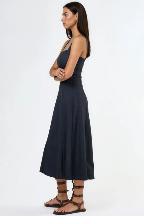 Kleid mit quadratischem Ausschnitt im A-Linien-Schnitt midi - Image 2